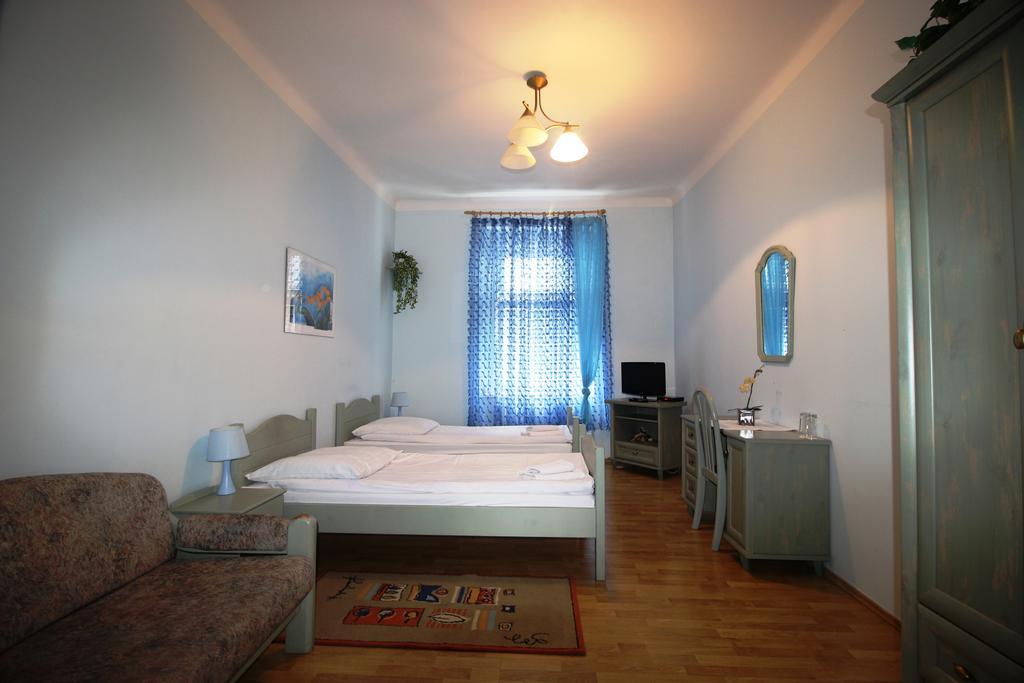 Pension Berg Прага Номер фото