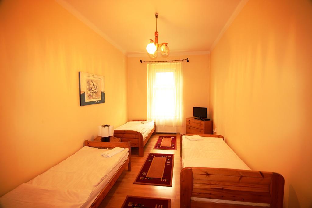 Pension Berg Прага Номер фото