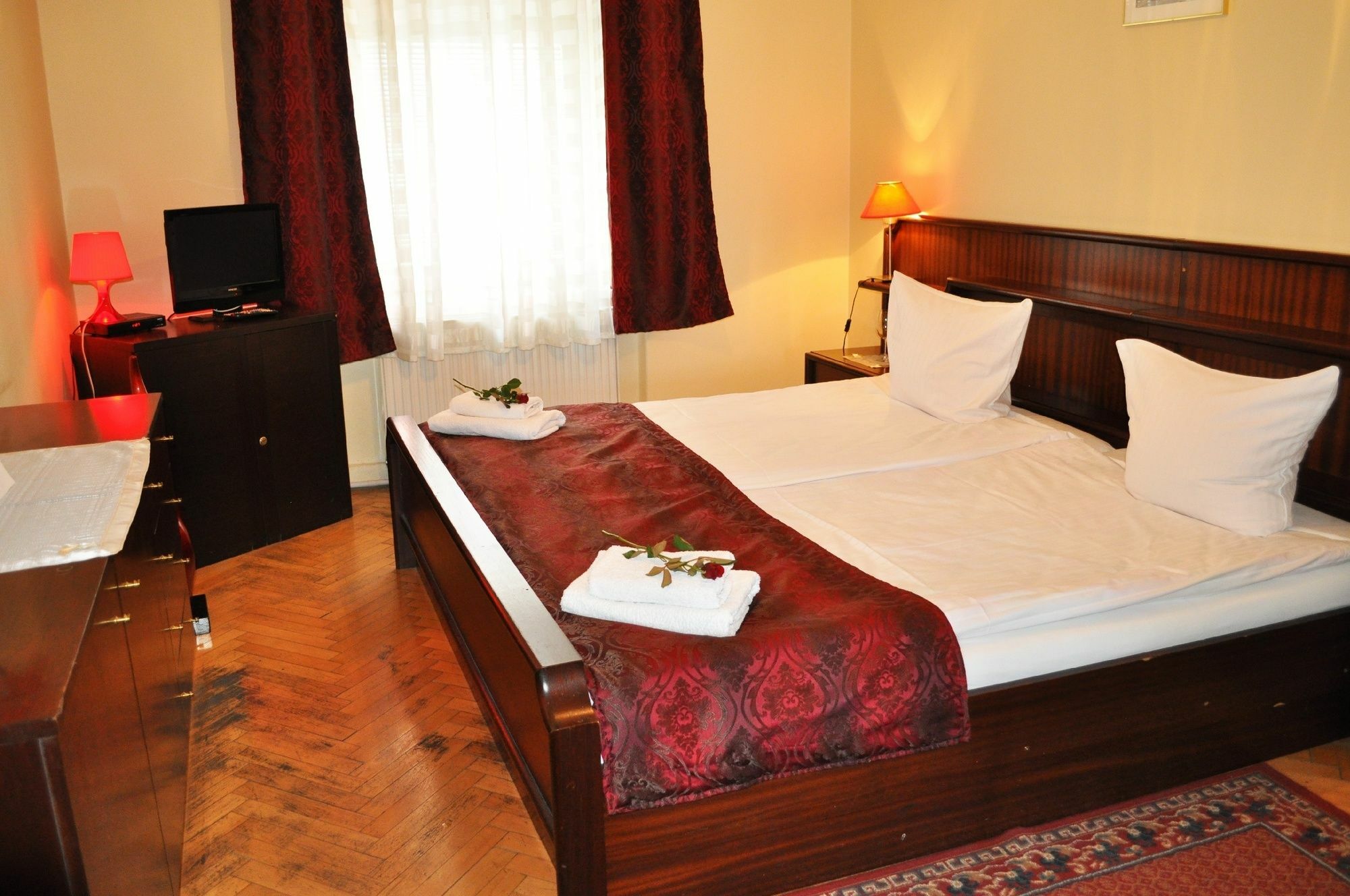 Pension Berg Прага Екстер'єр фото